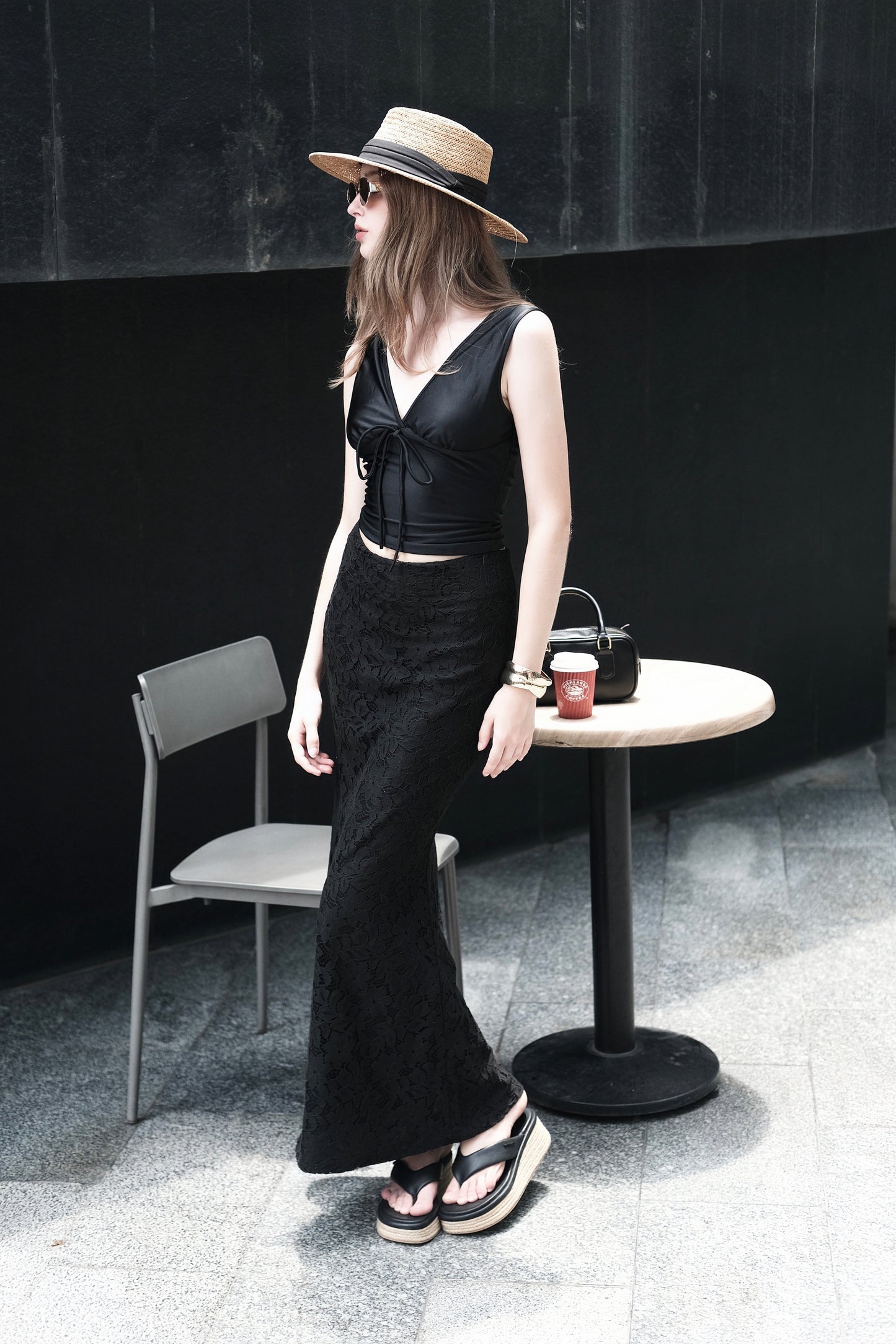 RON - Bow Cut-Out Top