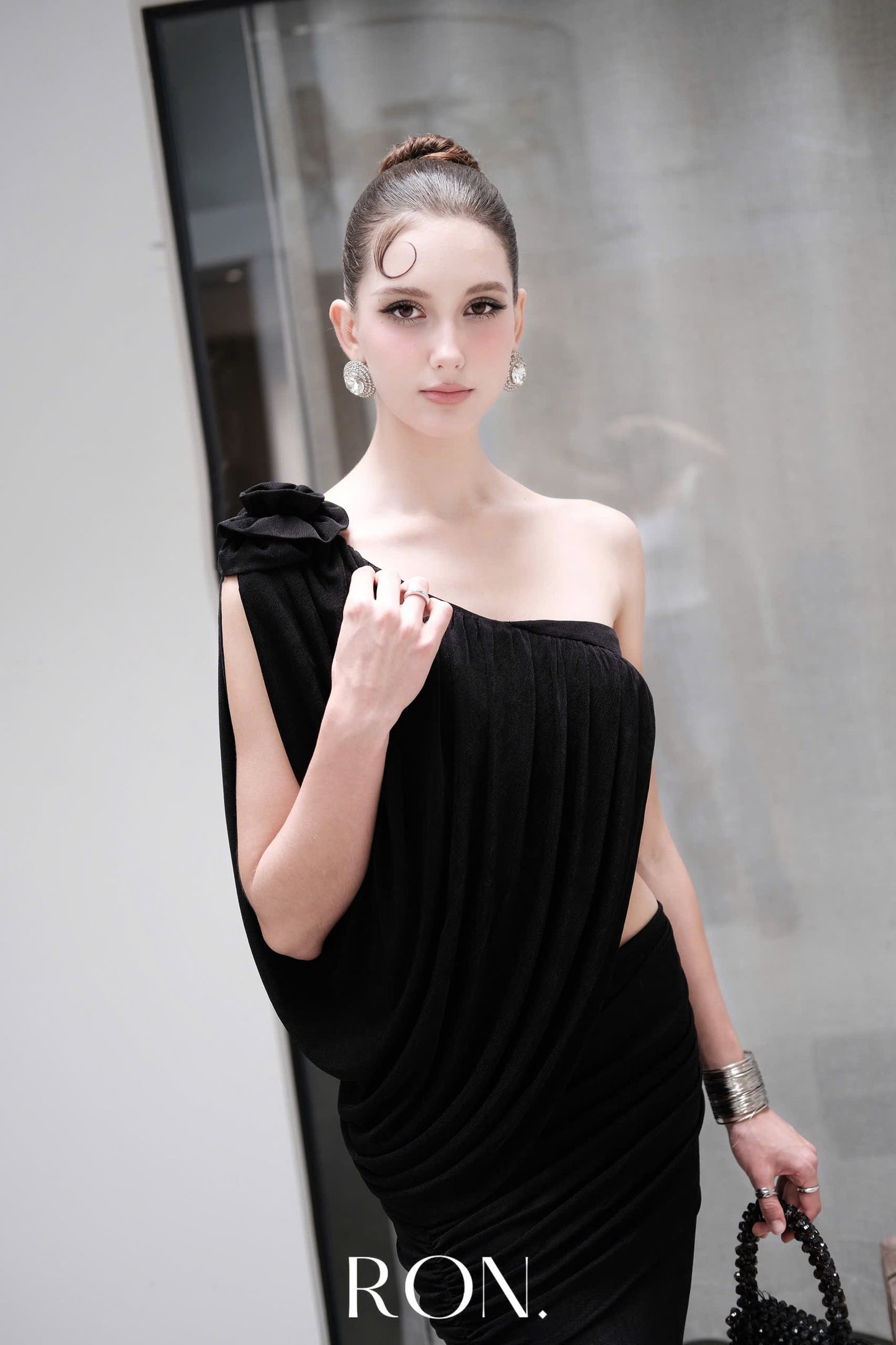 ROB - Ruched Waist Skirt